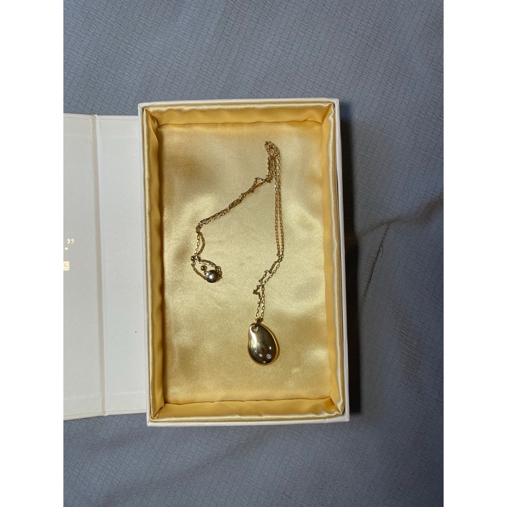 Bagatiba Elegant Gold Pendant Necklace